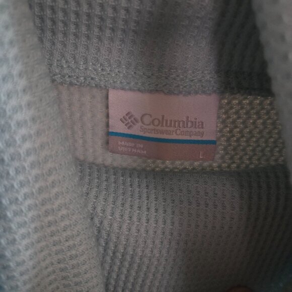 Womens shirts - Picture 2 of 11